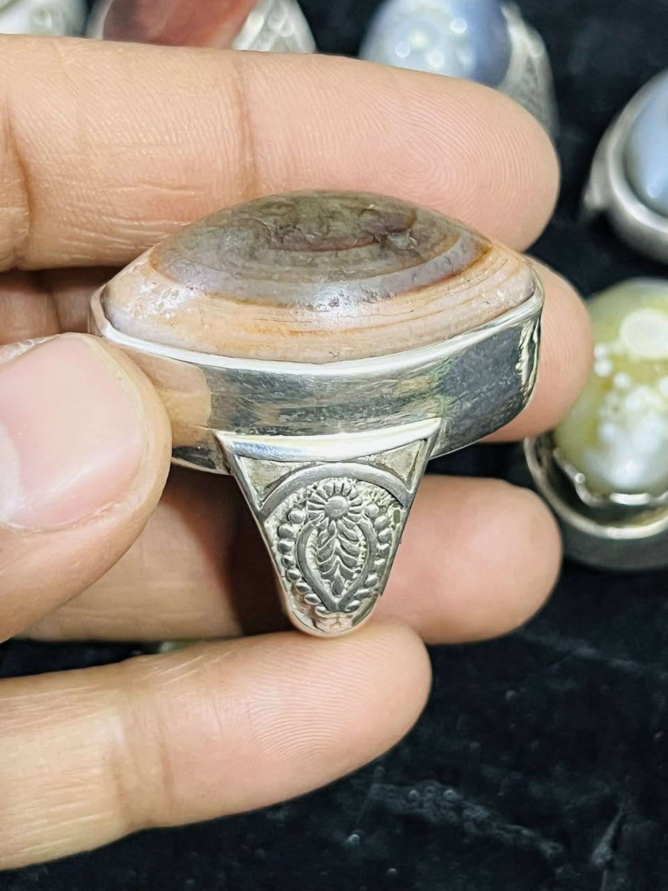 جزع يماني قديم حجم راهي تواصل خاص***********
