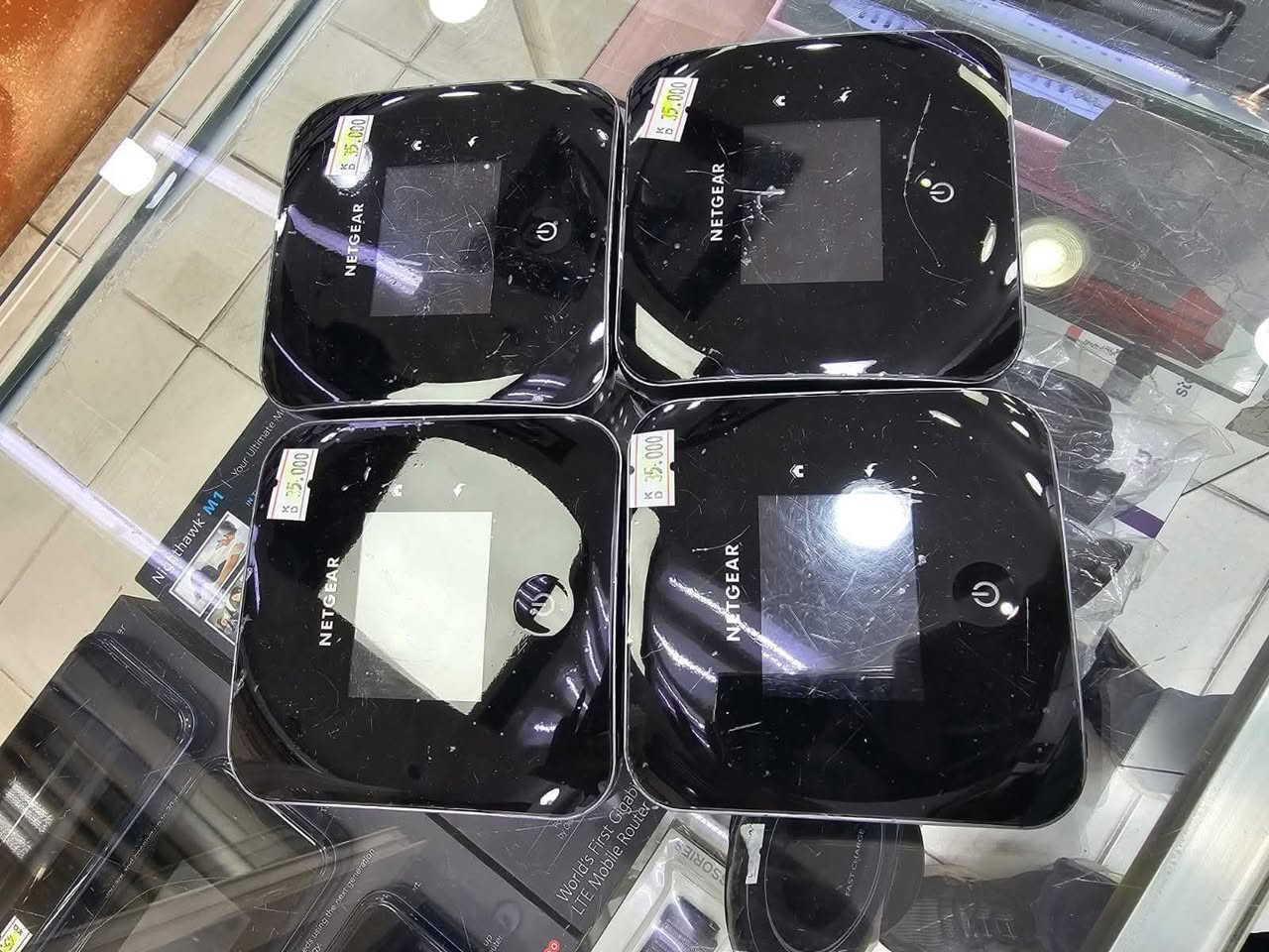 السلام عليكم زبائنا الكرام  
وصول راوترات جوكر يعمل على جميع الشبكات 
راوتر نتكير m2 مفتوح جميع الشبكات مع كيبل وشاحنه ب125
راوتر هواوي b618 فورجي وفورجي بلص 80الف 
راوتر هواوي b818فورجي ب125الف 
راوتر نتكير 1 السعر 75الف 
كيبلات  lmr240زوج ب35الف طول كيبل 20متر

التواصل السريع واتساب ***********
