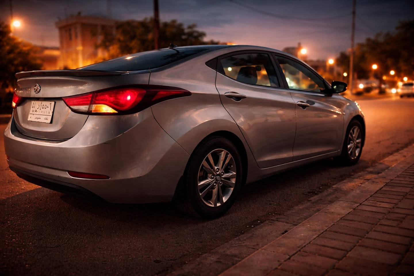 للبيع – هيونداي إلنترا 2016 (خليجي)

106 وبيها مجال بسيط حك الجية
إلنترا 2016 خليجي
محرك 1600
لون رصاصي
تحكمات ستيرن
إشارات مراي
مرايات كهرباء شفط

جميع الملاحظات والضربات مبيّنة بوضوح بالصور

حدادية الصدر مبدّلة كاملة جديدة

🔴 ملاحظة مهمّة:
السيارة بيها رواجز وتحتاج تبديل
ولهذا السبب السعر محسوب على وضعها الحالي

💰 السعر: 106 ورقة بيها مجال بسيط حك الجية
📍 المكان: بغداد – حي الجهاد
📞 الاتصال: ***********

المهتم يتصل
