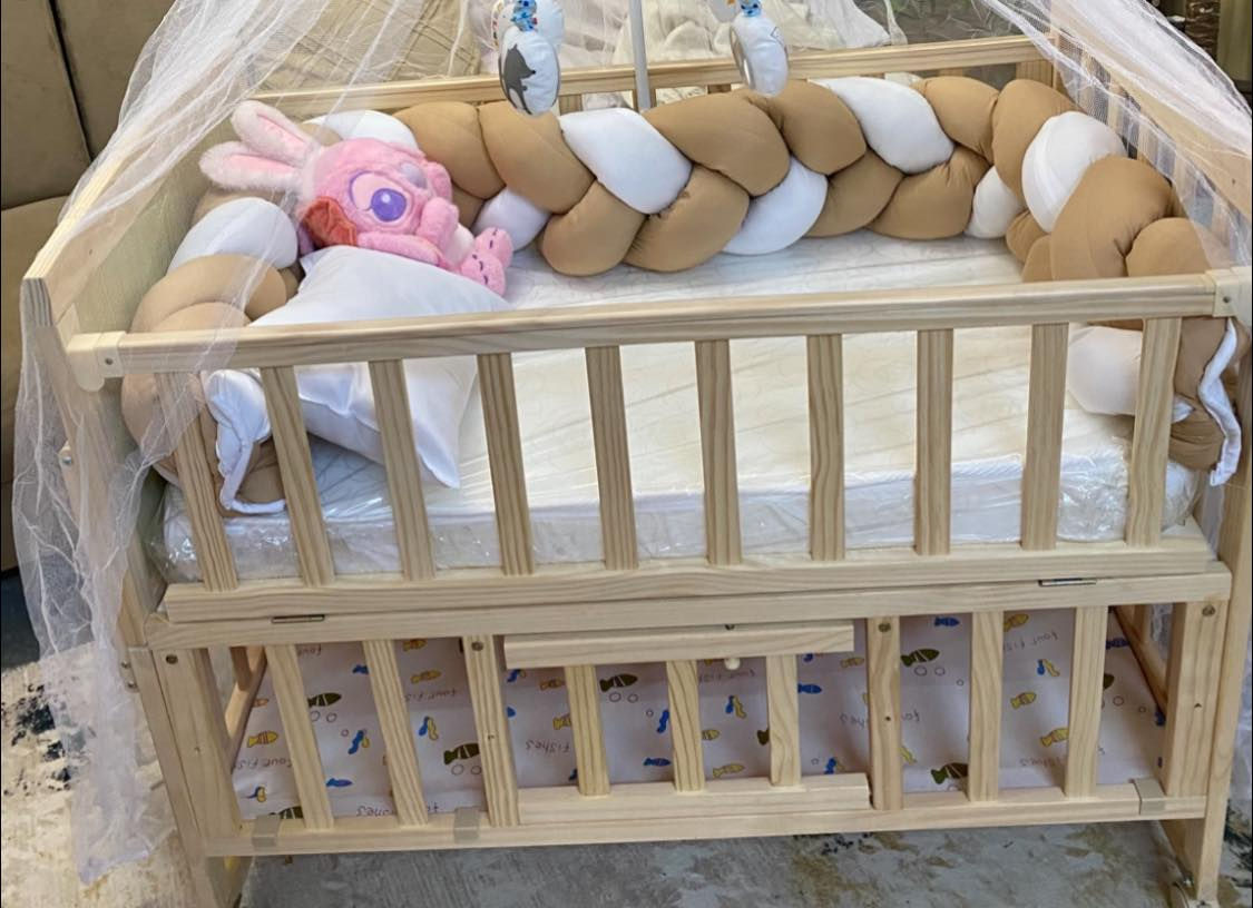 للبيع
دفاية ممات ب ١٥
مصد سرير و كله تول ب ١٠
سلة طفل ب ٢٥ 
سيت حمالة و حقيبة ب ١٥


**إذا كنت صاحب هذا الإعلان وتريد حذفه لأي سبب، رجاءا أرسل رسالة إلى الدعم الفني**