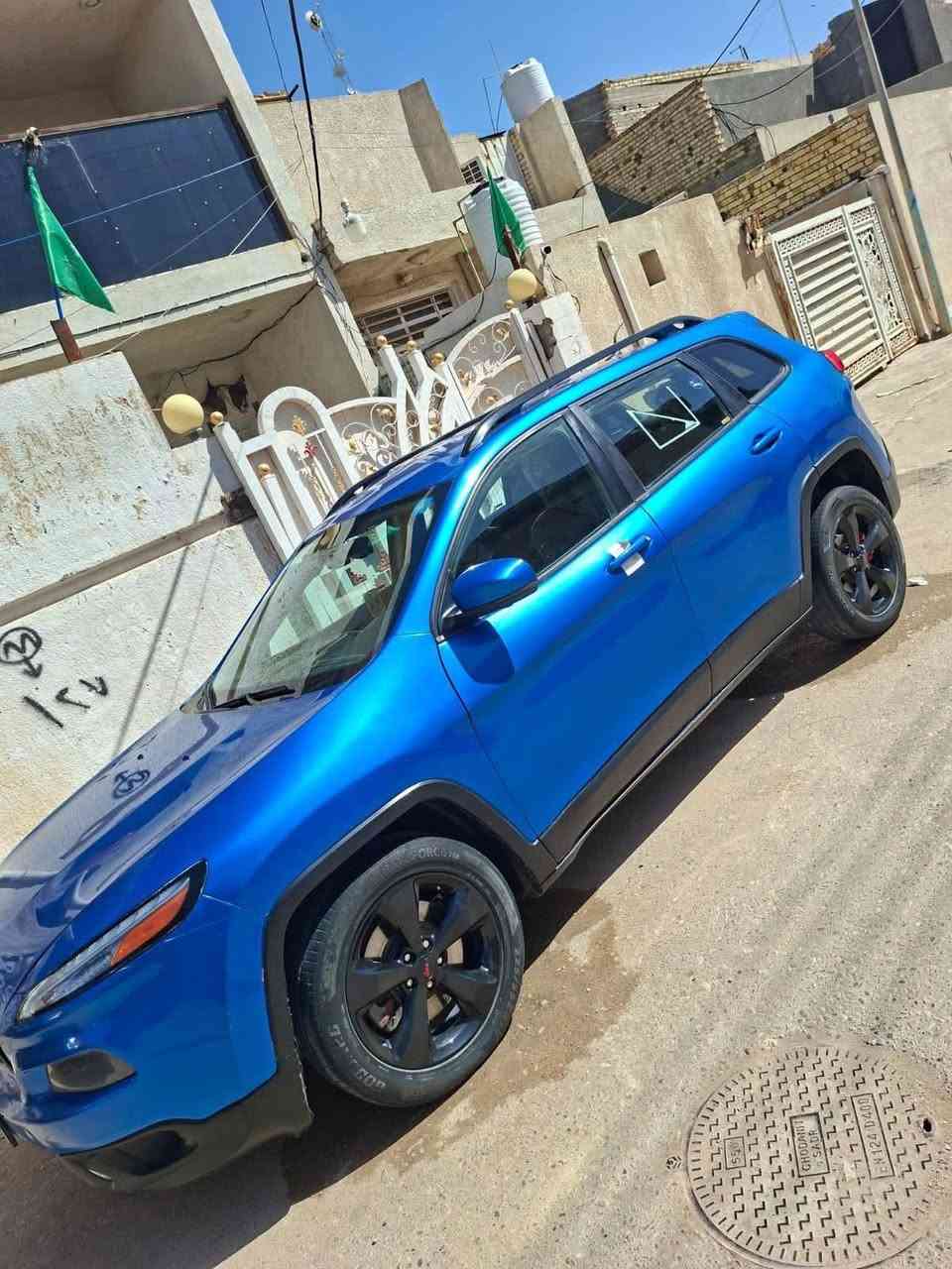 سلام عليكم
جيب بزون موديل 2018 بيه قطعتين ضربه فقط
مواصفات سياره فول عده البنراما 
بصمه 
بصمه تشغيل 
تشغيل عن بعد 
كشنات جلد 
كشن كهرباءي
شاشه كبيره 
سايد بريك دكمه 
نضام ABSمانع انزلاق 
تحكم استيرن جهتين  
تبريد قطعتين امامي وخلفي 
مثبت سرعه 
تدفئه+تبريد بالكشنات 
حجم المحرك 2400 (4) سلندر 
محرك ما مفتوح كفاله وكير  حديديه كذلك 

***********‏‪‬‏
