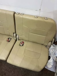 كشنات لاندكروز • جلد اصل • نظيف