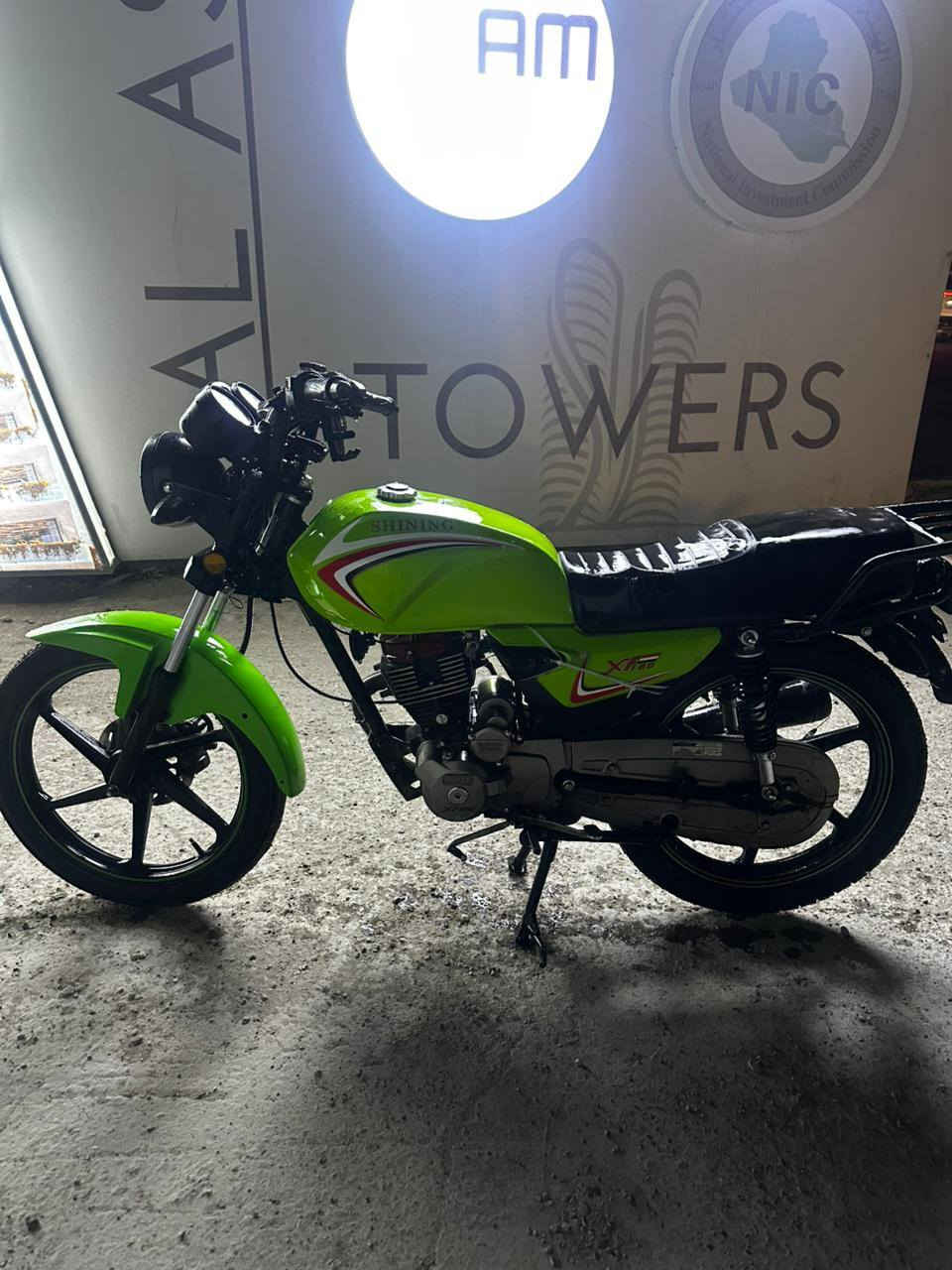 سلام عليكم شاينك موديل 2023
اوراق كامله شرط الترقيم 
الدراجه مكفوله من التاير التاير كلشي بلادي مكفوله مكفوله  السعر 800 بيهه مجال بصيط 
*********** وتساب فقط بغداد الدوره أو الكراده
