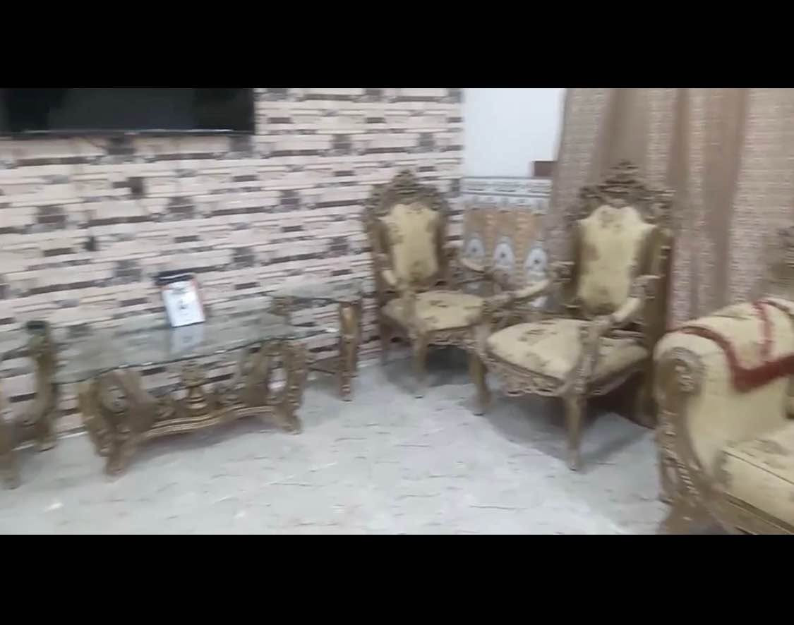 محتاج فقط صبغ بسيط 10 مقاعد بالاضافه طبله صغيره زجاجيه عدد 2 وايضاً طبله حجم كبير وسط الاستقبال زجاجيه المحمودية, بابل


**إذا كنت صاحب هذا الإعلان وتريد حذفه لأي سبب، رجاءا أرسل رسالة إلى الدعم الفني**