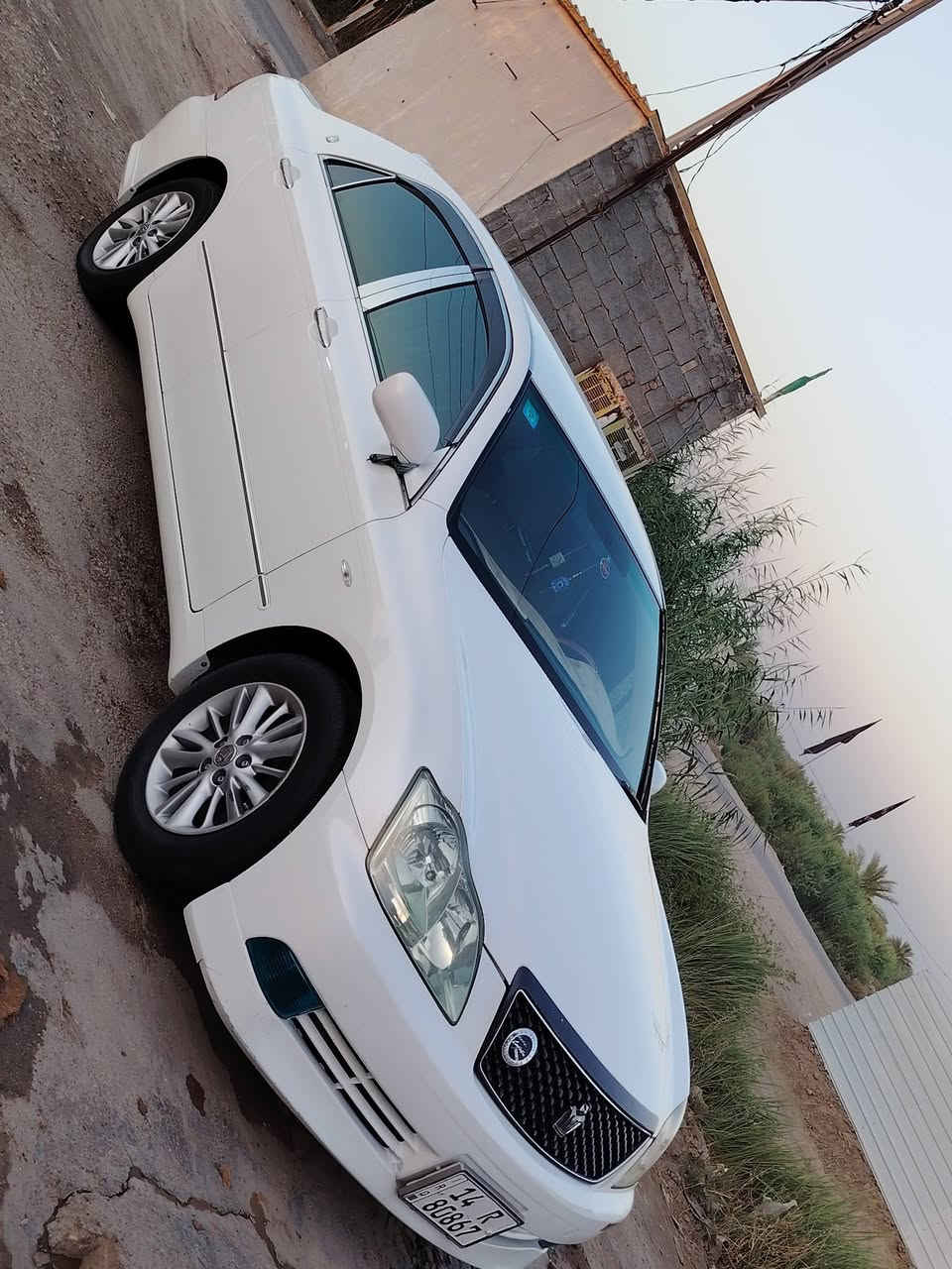 السلام عليكم شاهينه موديل 2005 رقم بصره نكليزي بسمي تحويل مباشر سنويه ل30هزه جديده سيارة مكفوله كفاله عامه جاهزه من كلشي تخم تاير جديد حداديه جديده غرفه بلاد جديده تبريد ثلج 
مواصفات مثبت سرعه بلاد 
نضام ترحيب +مري شفط 
ريمون جام بلاد 
مكان بابل اتصل ***********
