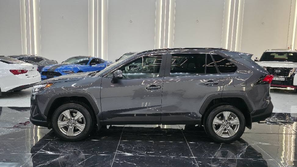 𝐓𝐎𝐘𝐎𝐓𝐀 𝐑𝐀𝐕𝟒-𝐗𝐋𝐄 2024                                       

تويوتا رافــــ4 XLE موديل 2024

اللون : نفطي

عداد المسافة : 1000 زیــروو

حجم المحرك : 2.5L ( 4.سلندر )

ملاحظة السيارة : فقط جاملغ صبغ بدون دواخل 100%
بـــدون اربـــــــاک

المواصفات : 𝐗𝐋𝐄

فتحة سقف بانورما
كيج الكتروني 
شاشة كبير لمس
كاميرا
‏ابواب  بصمة
‏‎بصمة تشغيل 
شتغيل عن بعد (𝐑𝐄𝐌𝐎𝐓𝐄 𝐒𝐓𝐀𝐑𝐓)
هاند بريك بصمة
اوتو هولد (𝐀𝐔𝐓𝐎 𝐇𝐎𝐋𝐃)         
اوتو ستارات (𝐀𝐔𝐓𝐎 𝐒𝐓𝐀𝐑𝐓)
اوتو ستوب (𝐀𝐔𝐓𝐎 𝐒𝐓𝐎𝐏)
رادار امامي (تحديد مسار)
‏‎رادار جانبي (نقاط عمياء)
‏‎رادار خلفي (التحذير من الاصطدام)
‏‎حساسات امامي
‏‎حساسات جانبي 
‏‎حساسات خلفي 
نظام (𝐄𝐂𝐎)
نظام (𝐍𝐎𝐑𝐌𝐀𝐋)
نظام (𝐒𝐏𝐎𝐑𝐓)
نظام (𝐒𝐍𝐎𝐖)
نظام (𝐌𝐔𝐃 & 𝐒𝐀𝐍𝐃)
نظام (𝐑𝐎𝐂𝐊 & 𝐃𝐈𝐑𝐓)
تحكيم ستيرين
استيرن هيتر
كشنات كهربايي 
كشنات هيتر
تبريد لمس
تبريد مركزي
صندوق كهربائي
لايتات (𝐋𝐄𝐃) ليد عدسة زينون 
بلاجكتور (𝐋𝐄𝐃) ليد 
بكلايتات (𝐋𝐄𝐃) بيلادي
ويل كروم

تفاصيل اكثر الاتصال علی ارقام التاليه ‏

☎️ ***********

☎️ ***********

عنوان📍اربيل فرع ناقلات

معرض كاليفورنيا كارس CALIFORNIA Cars🇺🇸🇺🇸

‏ أربيل, العراق
