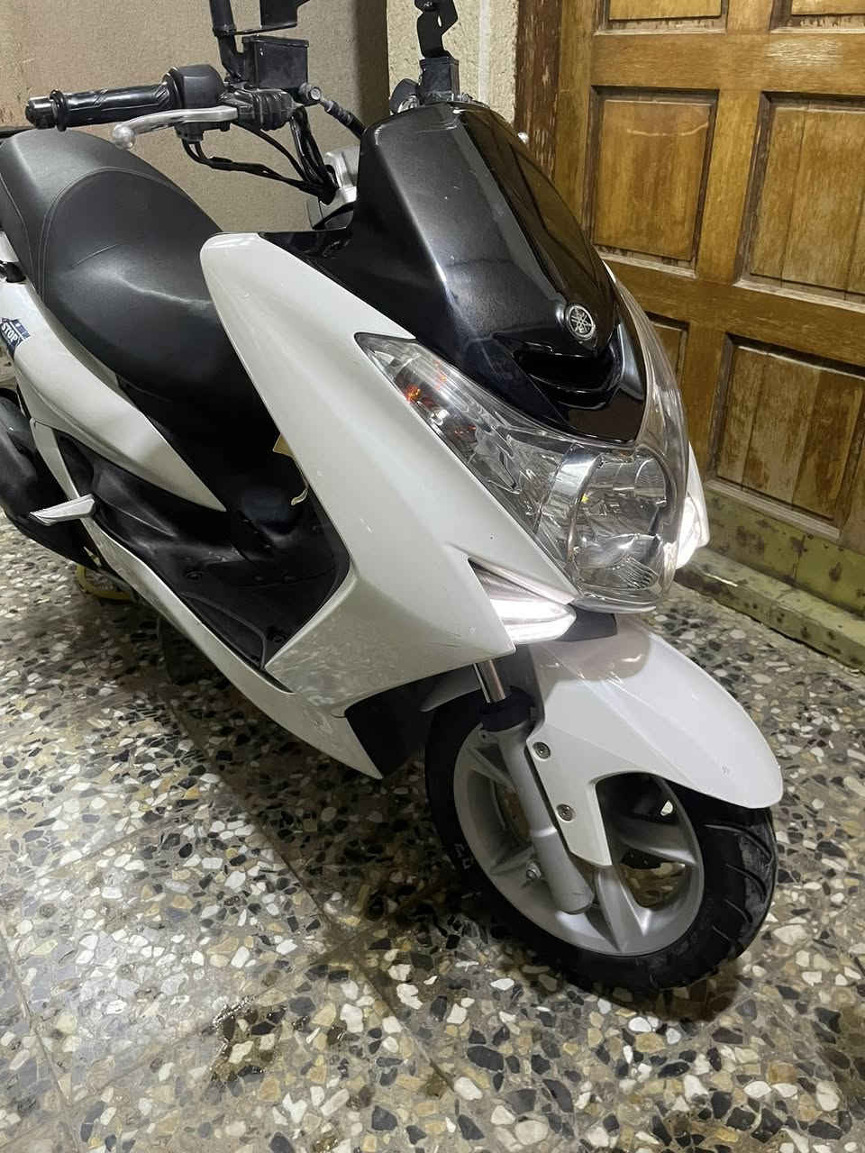 ماجستا اس للبيع ماشيه21الف كلشي ممبدل بيها تجي تفحص من باب لبيت سعر مليون و750


**إذا كنت صاحب هذا الإعلان وتريد حذفه لأي سبب، رجاءا أرسل رسالة إلى الدعم الفني**