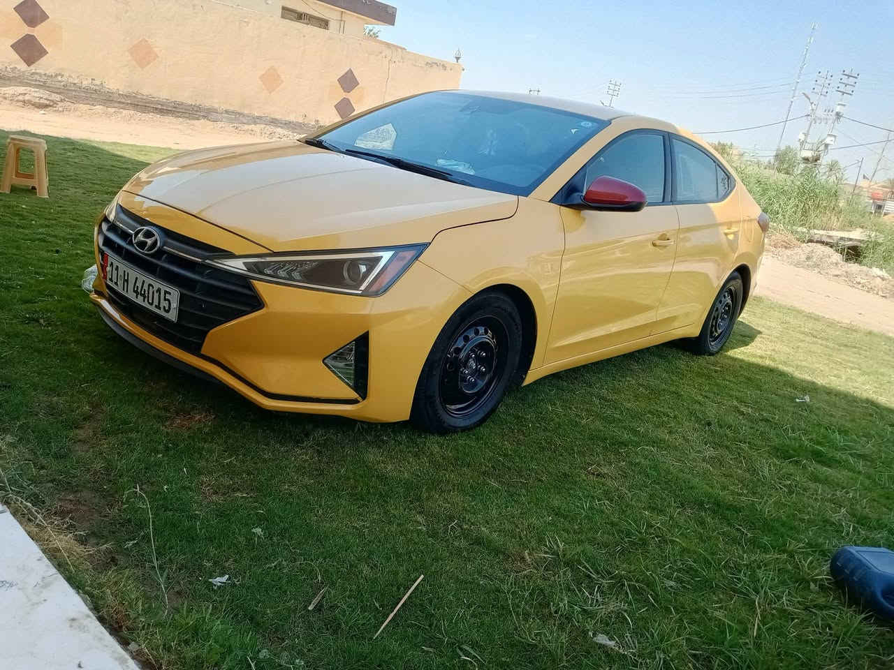 سلام عليكم النترا وارد امريكي 
حدثه باب وجملغ
مواصفات نص فول 
شاشه تحكمات جهتين
محرك 2000
كير ومكينه وتبريد مكفولت 
رقم بغداد نكليزي مصفره هيه وغرمات 
سعر 110 وبيها مجال قليل 
مكانه كربلاء طوريج 
رقم ***********
