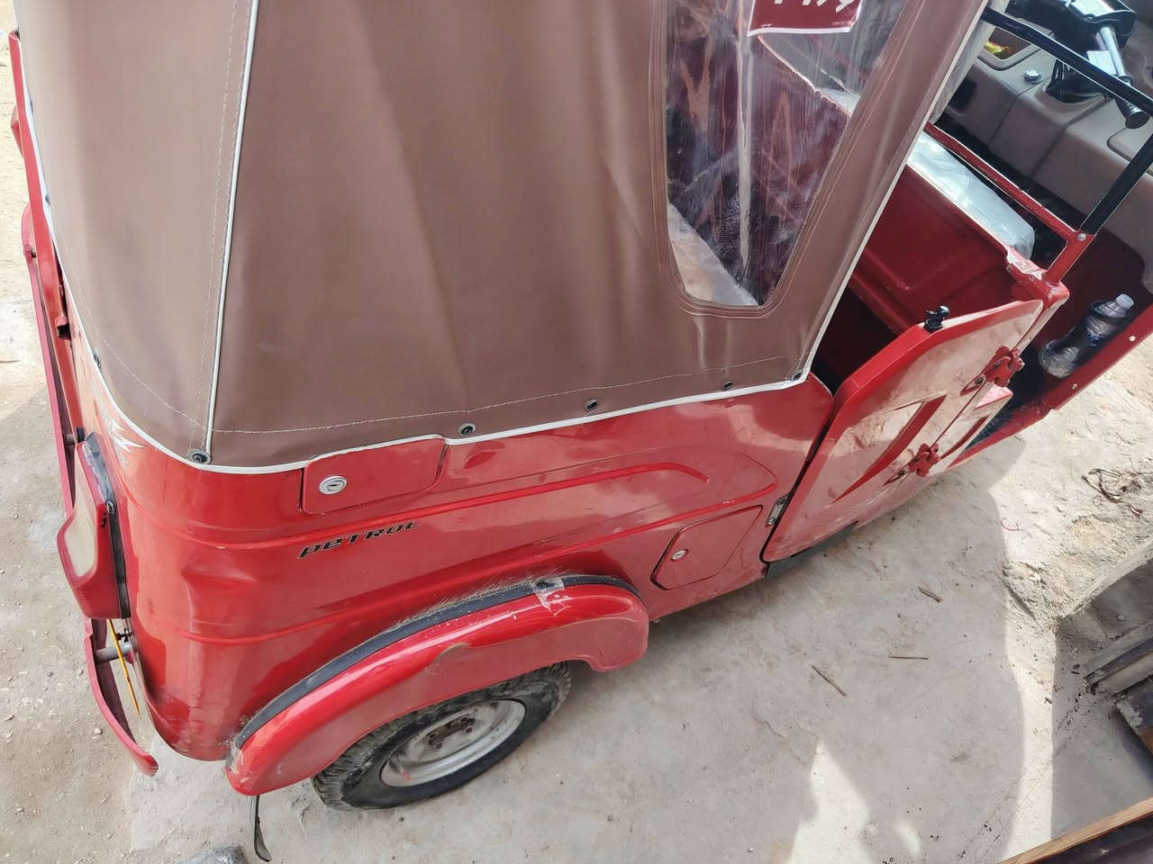 سلام عليكم تكتك للبيع موديل 2022 اوراق مكانى كربلاء حي العامل ***********> ***********
