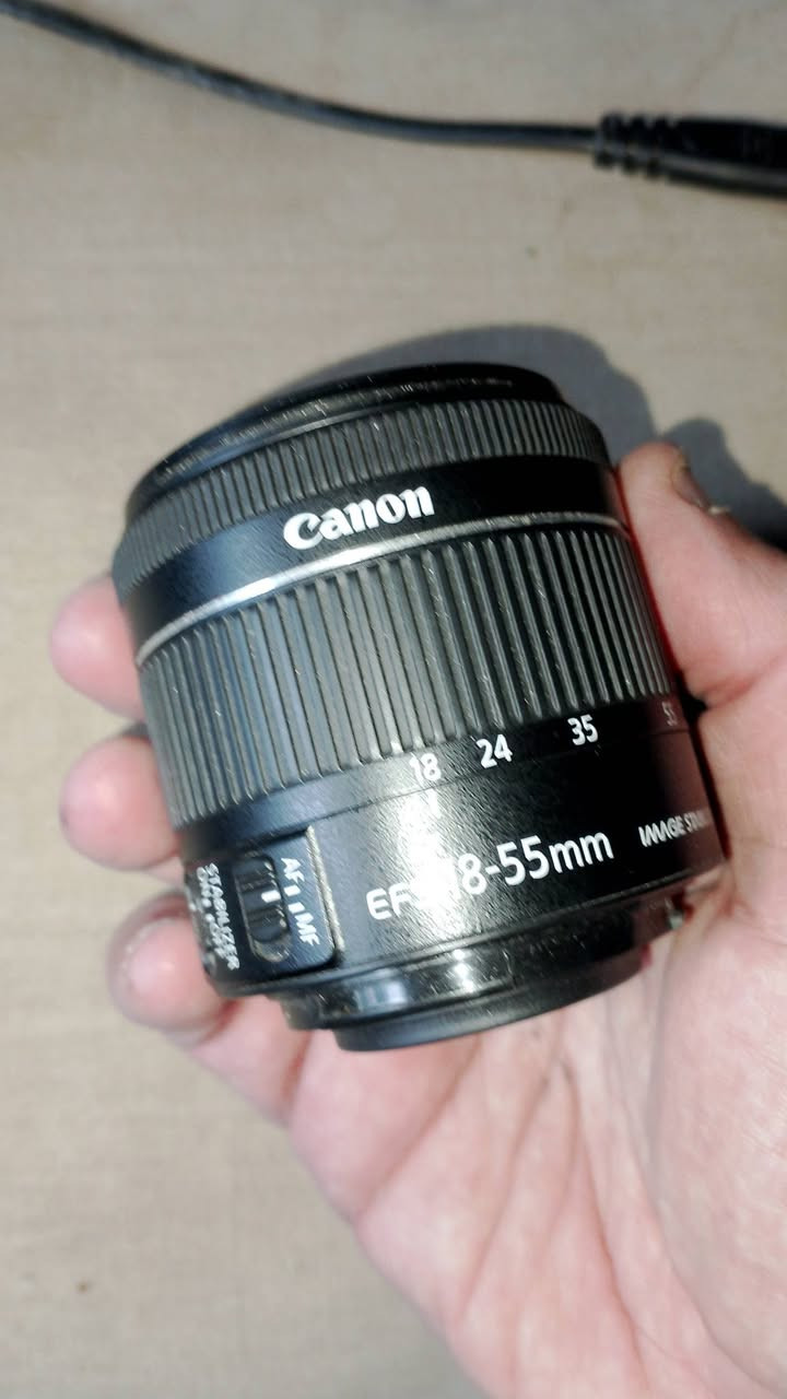 كامره كانون 850d للبيع مع كامل ملحقاتها كارتونه وحزام وعدسه وبطاريه ورام وشاحنه ب٦٧٠ مجال بسيط توصيل موجود


**إذا كنت صاحب هذا الإعلان وتريد حذفه لأي سبب، رجاءا أرسل رسالة إلى الدعم الفني**