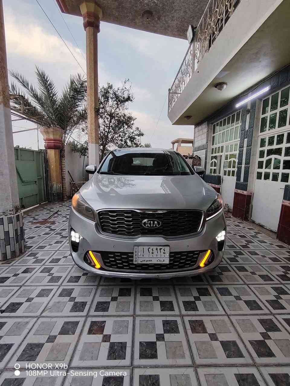 السلام عليكم كيا سورنتو 2020 امريكي اربعه سلندر 7 راكب سياره جديده جاهزه مكينه كير  جدد حداديه جديده تخم تاير جديد كهربائيات كلها شغال سياره جاهزه جديده باسمي سنويه لل 28 السياره بيها حادث امريكا فقط جاملغ الأمامي وبنيد وباب ضربه خفيفه دواخل كفاله شاصي لغد مكفول السعر 145. المكان حله رقم الهاتف ***********
