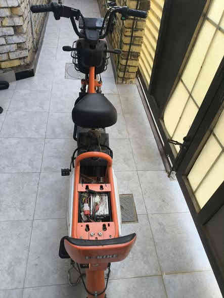 بايسكل شحن جديد استخدام قليل
السعر 350 او بي مجال 
***********
مكاني كوت شهداء 
مكلف بل نشر
