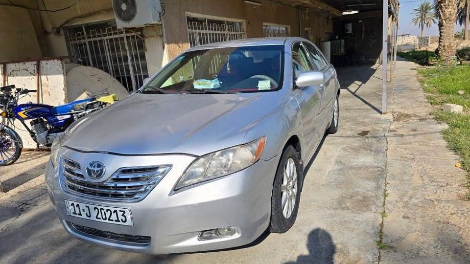 السلام عليكم عيني كامري وارد امريكي موديل ٨ ضرر جاملق امامي السياره صبق عام اثر جراد وعندي الصور قبل الصبق السياره جاهزه من كلشي كهربائيات محرك كير تبريد خير من الله السياره رقم بغداد بسمي تحويل ثاني يوم صدره يراد دبل خلفي السعر ٩٠ وبيه مجال مكاني بغداد شرطه الخامسه ١٧ سويب ***********
