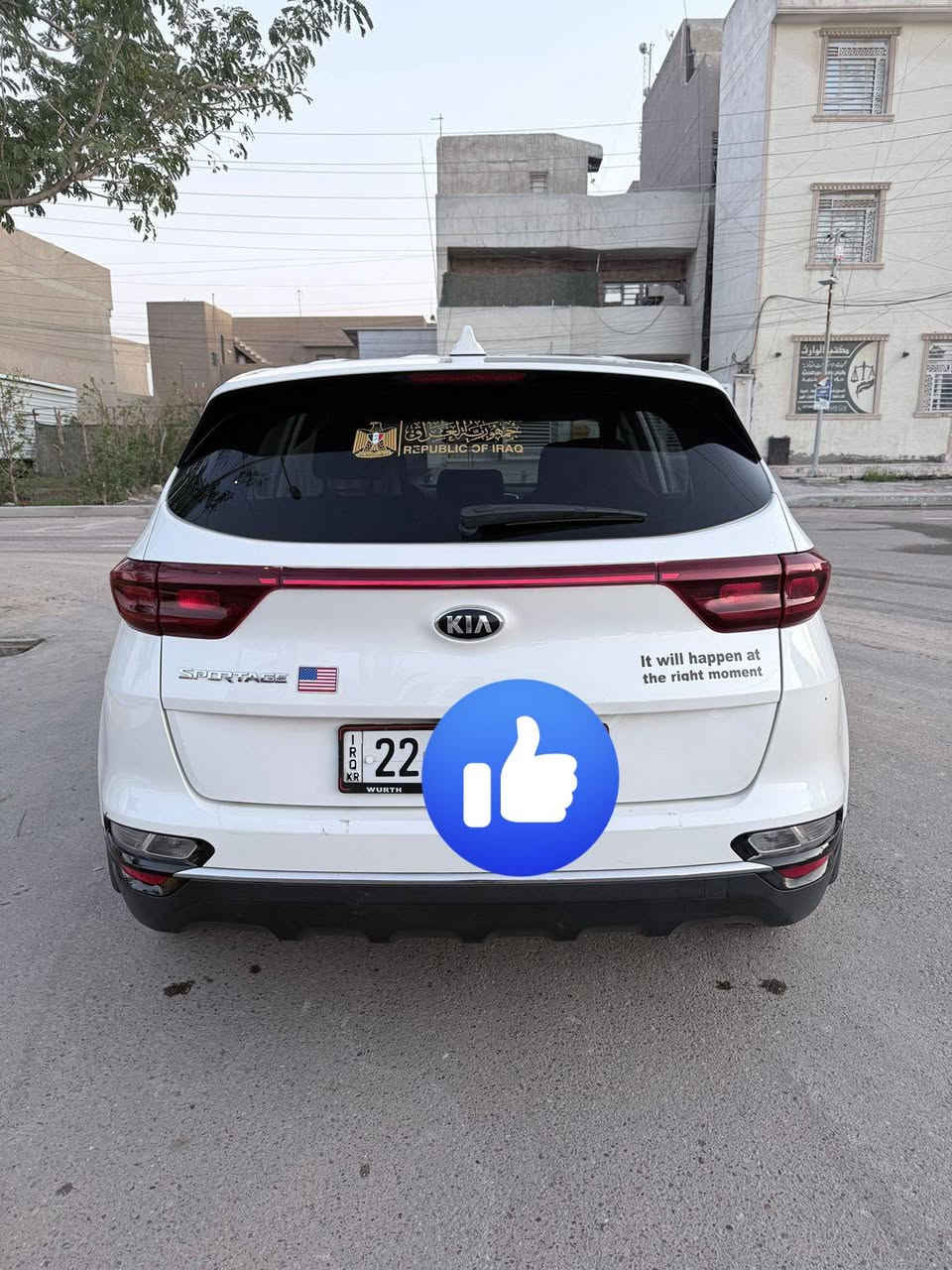 السلام عليكم
سبورتج 2020 امريكي
رقم اربيل دولي باسمي 
ماشيه٦٣ ميل
مواصفاتها
شاشه كبيره
قطعتين تبريد 
تحكم جهتين
فورويل 
مانع منحدرات
شاشةعطلات
تدفئه كشنات
تشغيل عن بعد
حادثها  باب الصدر عكس السايق 
صبغ دعاميه اماميه
ايرباك ستيرن راجع سستم
صور الحادث والسونارموجود بالمنشور
مكاني بغداد 
السعر ١٥٠ وبيها مجال حق الجيه 
الرقم ***********
***********
