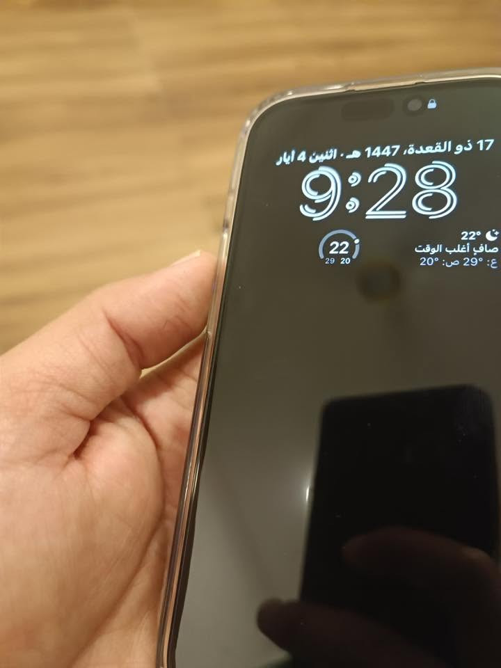 ايفون 15 برو فقط شرق اوسط ذاكره 256 مبدل شاشه فقط اصلي موجود نوع شاشه هم شاشه مو عاديه بطاريه 77 سعره 550 تواصل واتساب فقط ‭0783 800 3554‬
