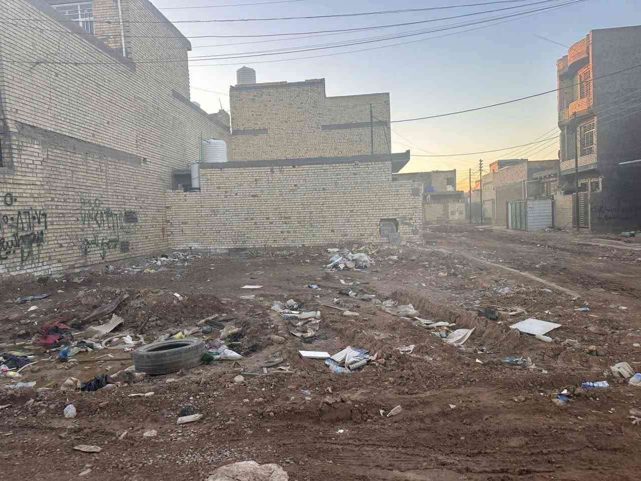 سلام عليكم اخوتي المحترمين
قطعه ارض 50 متر ركن على فرعين واجهه 5 م
جبهه 10 م
مكان القطعه بدايه شارع 20 
شباب اتصال فقط ***********
غير متواجد ع فيس
