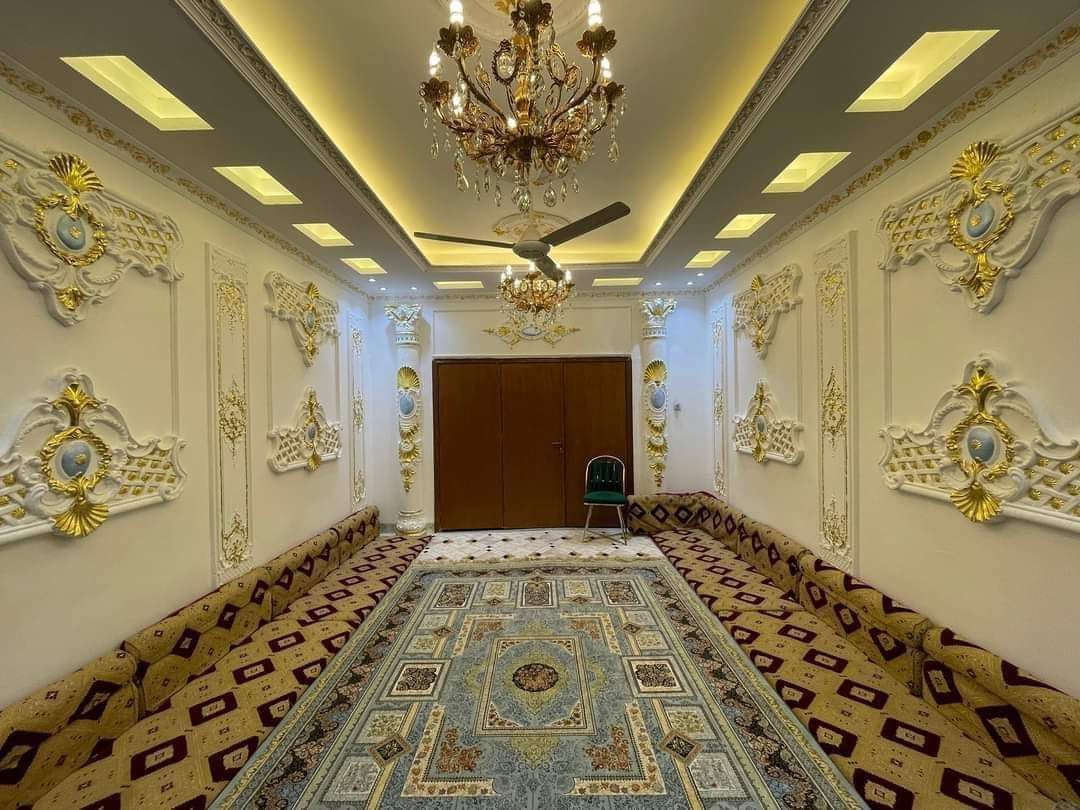 مكتب الراية للديكور المغربي .
* اقوى_عروض_اقل_اسعار حصري حصري حصري من مكتب شمس
سعر البوكس فقط ب 20 الف مع الصبغ سارع بالحجز
اما باقي التصاميم قطعي علماً
الجبس تركي
الحديد مغلون
الصبغ اردني
شغل باشراف هندسي للمعلومات
***********
