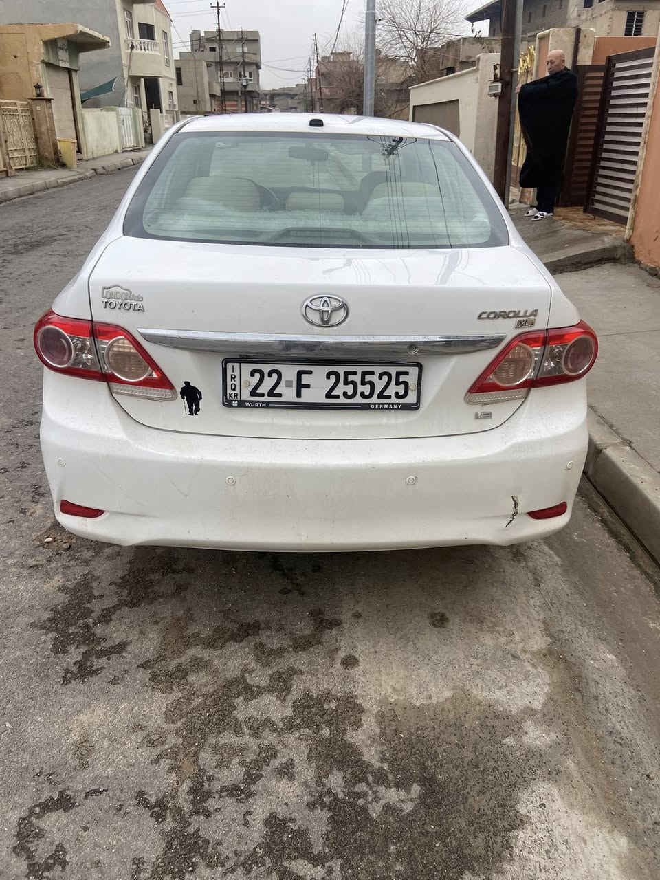 السلام عليكم
كورله 2012
سياره رقم اربيل بسمي شرط التحويل ووكاله
سياره شرط بدون صبغ 
سياره بيها كابون بانزين
محرك 1800شرط لا نفخ ولا صرف 
سياره شرط انظف من صور
مروس حسب القناعة
***********
***********
