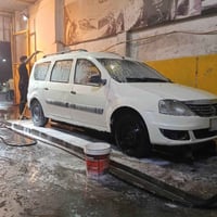 للبيع رينو لوكان 45 وبيهه مجال 07809621030