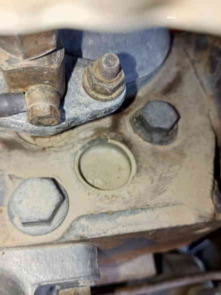 مكينه فيات حجم 100للبيه
المكينه كله وضع شركه .محرك ما مفتوح ولا تنقيص ولابخار...تخم تاير.....تبريد فول ..
الرقم انكليزي واسط
السنويه لغاية 2027
السعر..36مليون وبيه مجال
العنوان .جامعة بابل الرئيسيه
للاتصال.***********...***********
