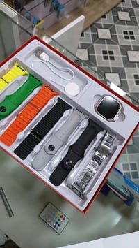 ساعة ذكية • سعر منافس • مركز السالم