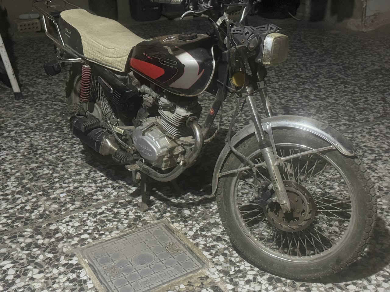 دراجه ايراني تايكر اربعه كير
محرك نضيف

اوراق مكو ضايعات دراجه

دشبول موجود 

دراجه بيه نقص بس نواعم 

اشاير  دبل اشاره 

ما متعبه الله شاهد 

مال بيت مو شغل 

الرقم (بي واتساب): ***********

العنوان: جسر ديالى القديم 

السعر :375
