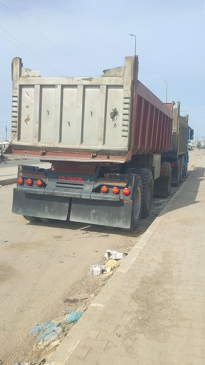 سلام عليكم مقطوره للبيع دناكير 16 بردا 14   بدي جديد تخم تاير 24 طولها 7امتار, عنوان ديوانيه الاستفسار ***********
