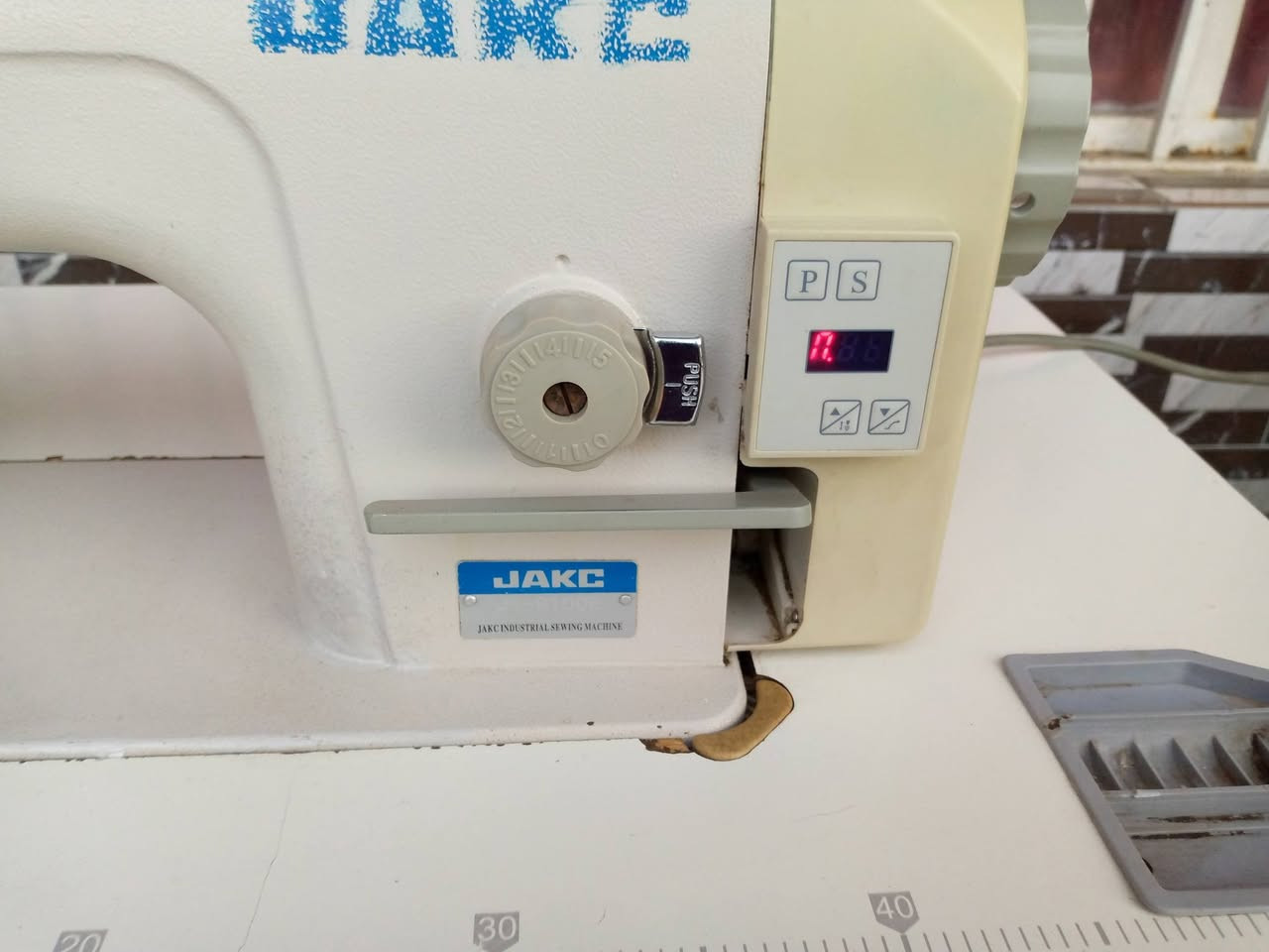 جاكسي  نظيفه ممتازه جيدا جدا كاتم تحكم سرعه مكانه الشعب  توصيل ماعدنه السعر 240


**إذا كنت صاحب هذا الإعلان وتريد حذفه لأي سبب، رجاءا أرسل رسالة إلى الدعم الفني**