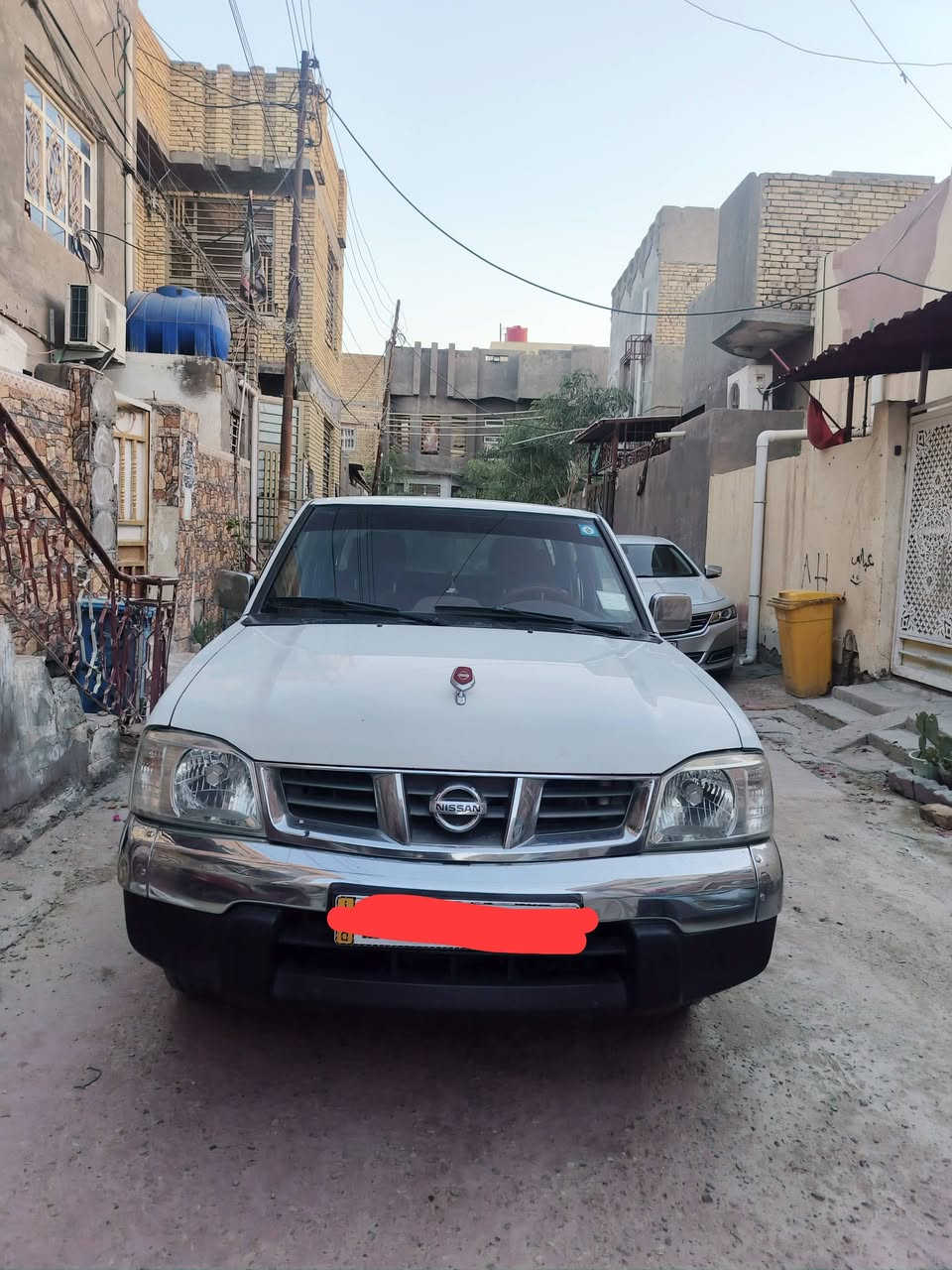السلام عليكم سياره نيسان بيكم نضيفه مديل 2014  للستفسار***********
