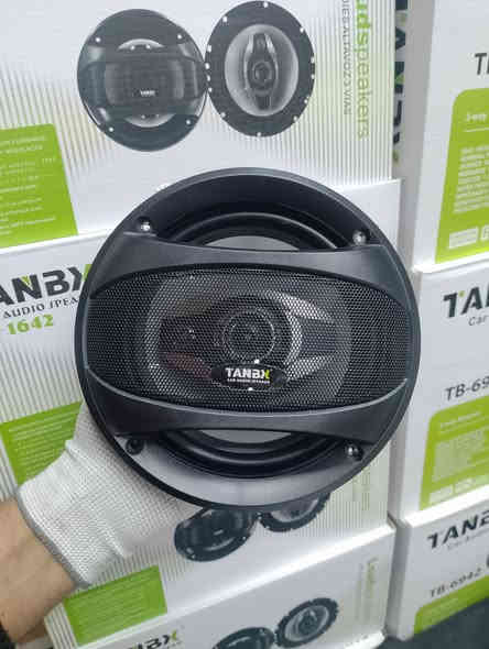 TANBX سماعات 🚘 احترافي 
اتوفر سماعات TANBX
      
حجم سماعة دائري  6 انج                              

يرهم لجميع  أنواع سيارات 

 صوت وبيز فول 🔊🔊

موصل /حي فلسطين مقابل افران العوائل

توصيل كل المحافظات
***********
***********
