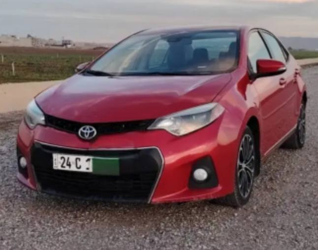 سلام عليكم
( بيع فقط بدون مراوسه )

كورلا أمريكي
 ( S )
موديل 2015
  ماشي 160 مايل حقيقي بيها بونيد و جاملغ صبغ بدون داواخل بدون اربك صورة الحادث موجود
 كير محرك ( 18 )
شرط مامفتوح
رقم سنويه جديد
 شرط التحويل
 السعر 115 $ قفل مكان السياره روفيا طريق اربيل رقم موبايل *********** وتساب دهوك, العراق
