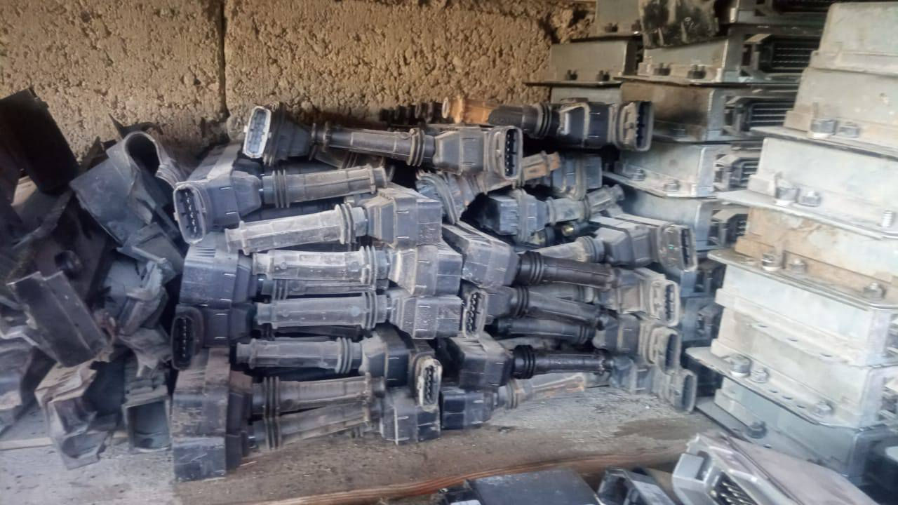 عرض خاص!!! عرض خاص!!! التوصيل مجاني  شامل جميع الغراض عده المحركات العرض محدود الى نهايه السنه…
الى زبائننا الكرام يتوفر غراض اوبل بزون ♥️

محركات جميع الاحجام وجميع الموديلات

العنوان/موصل/ مجمع اسود الرافدين 

للتواصل اتصل على الارقام☎️ 

*********** اتصال

*********** واتساب
