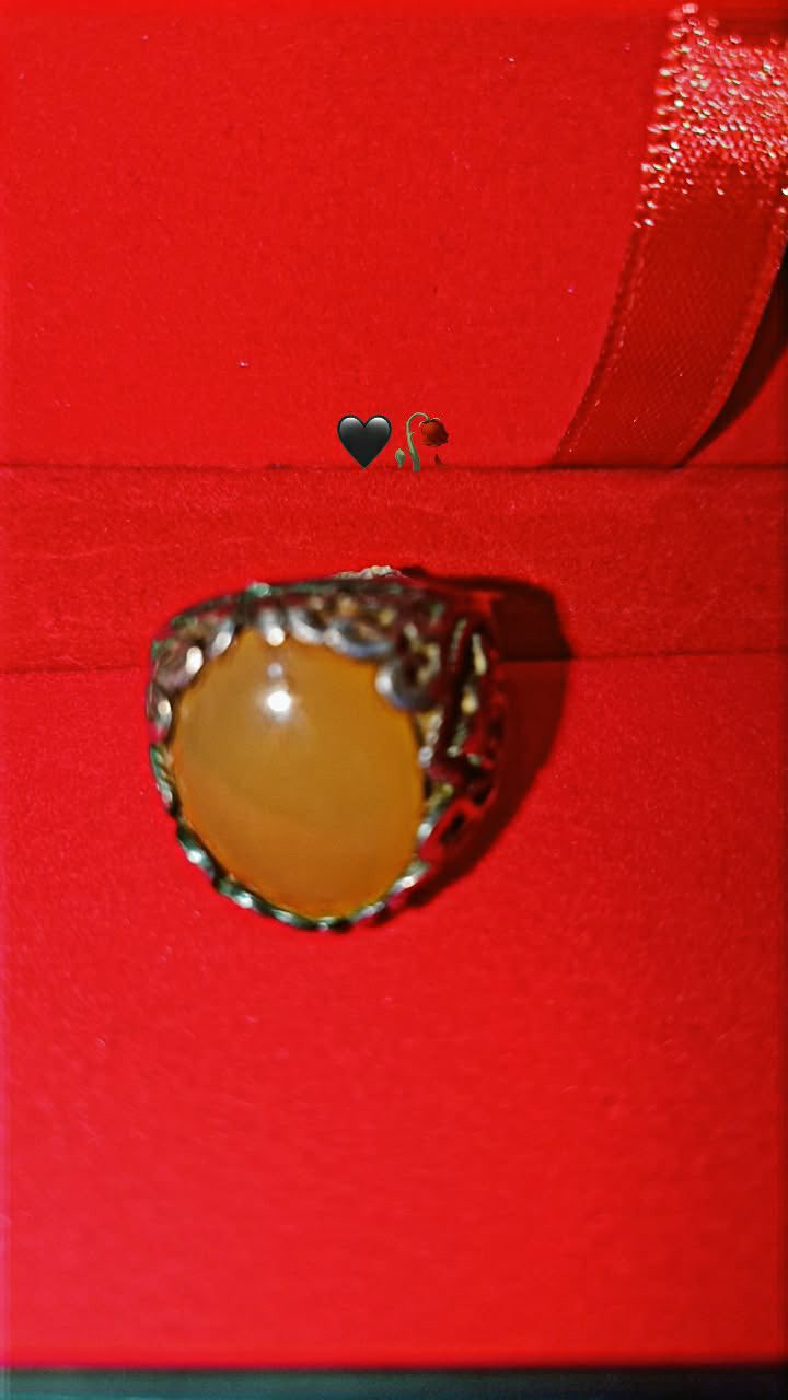 عندي ٧ محابس فضه اصليات سعرهن كلهن ١٣٠ الف مكان بغداد الجديدة موبايل ‭٠٧٧٥ ٥٦٠ ١٧١٣‬
