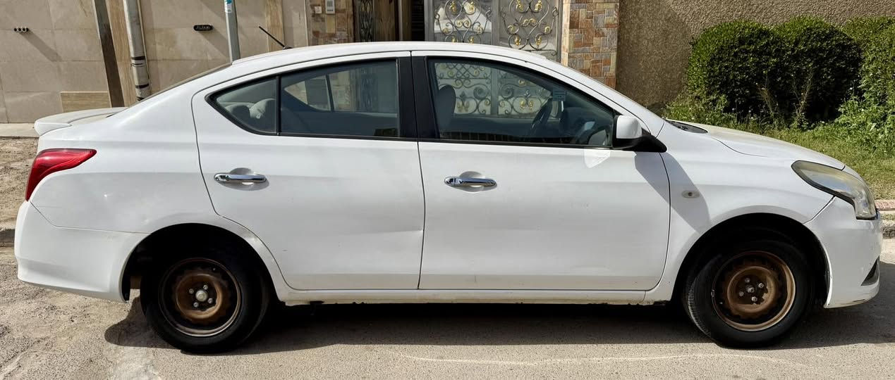 السلام عليكم
نيسان سني هندي موديل 2020 رقم اربيل
السيارة ماشية 86 بدون صبغ او بارد او تكحيل
كير محرك تبريد كله بلادي مكفول
السعر 110  
مكان السيارة بغداد شارع فلسطين
للاستفسار ***********
غير متواجد على الفيس بوك
