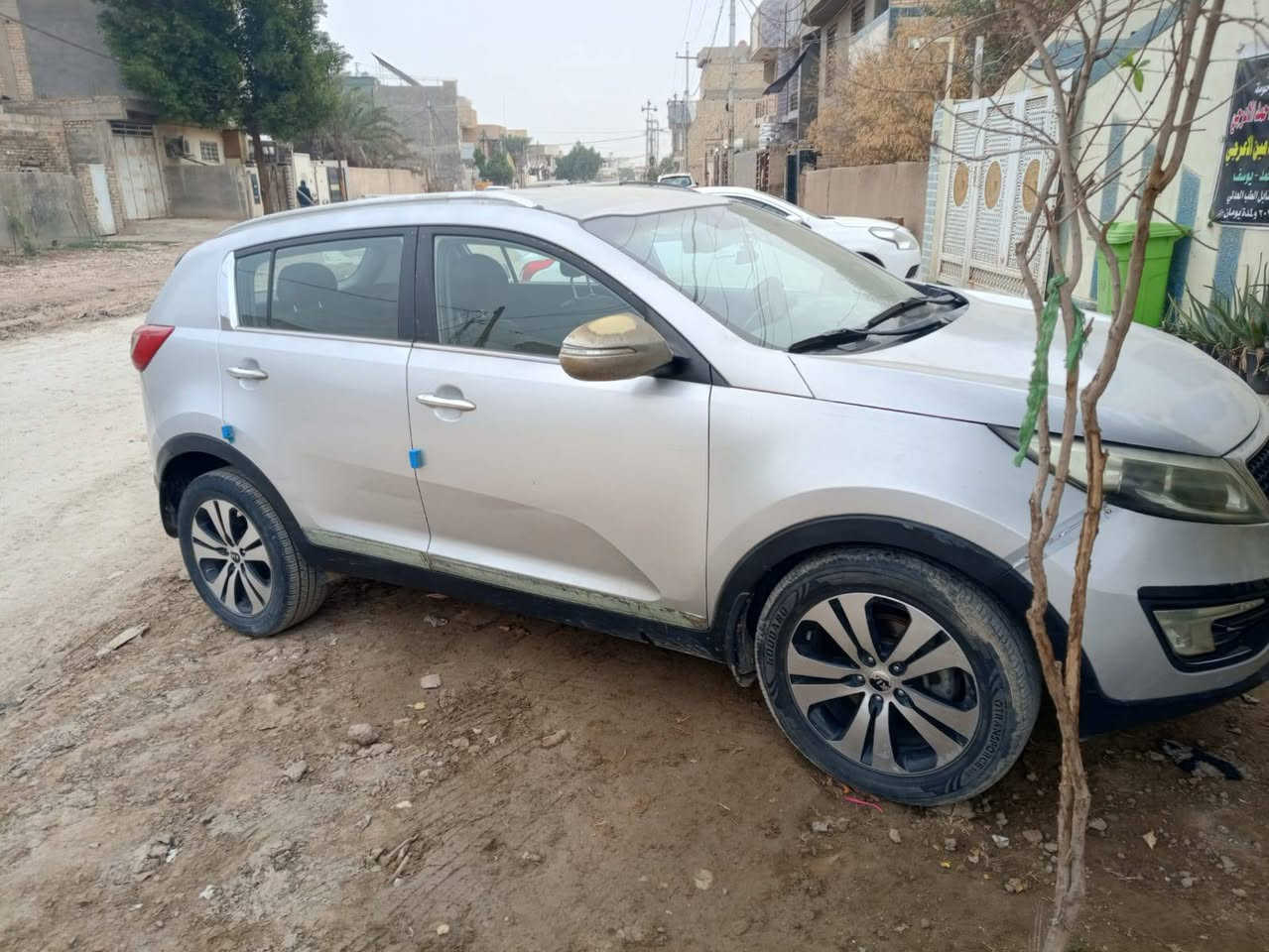 السلام عليكم سبورتج ٢٠١٢ رقم واسط قطعتين صبغ اثر جراد ١٣٠ وبيه مجال ***********
