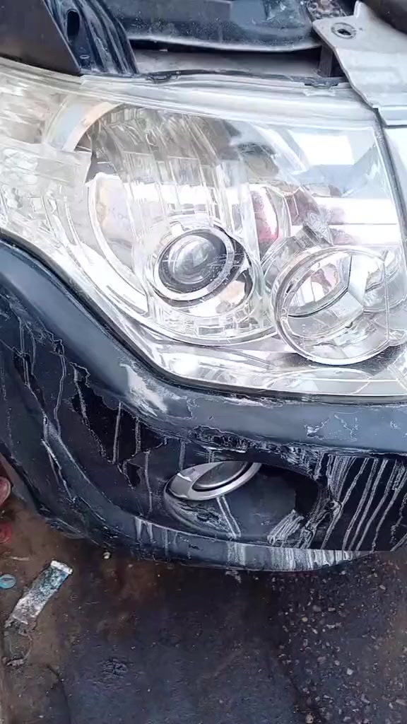 سلام عليكم. عنايه.. كامله. بسيارت. تكحيل بوليش. جلي لايتات حمام دخلي تريب. زنجار. خفيف. بوليش. عام. مصبوغ. غير مصبوغ. علاج. جارد. سيارت. باقي تفصيل خاص
رقم موبايل 
*********** مكاني أبو خصيب قريب على جامع شهيد طه.
