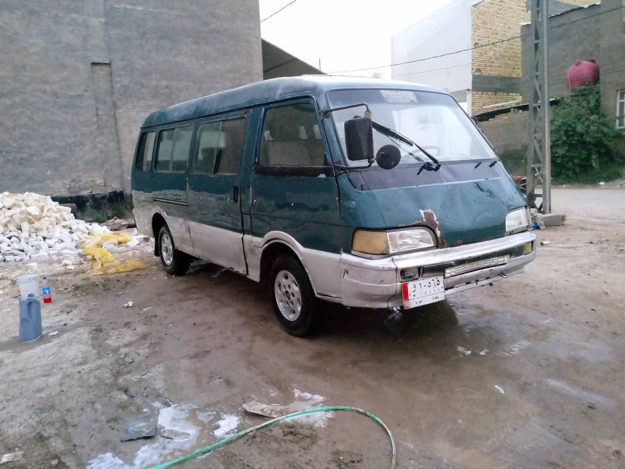 سلام عليكم شباب لبيع اسيا موديل 96رقم بغداد الماني سنويه جديده 2029محرك كير اكسن  مكفولات حداديه جديد تخم تاير جديد بور مشط جديد كهربائي كله شغاله سياره جاهزه من كلشي مكاني بابل الهاشميه ***********
