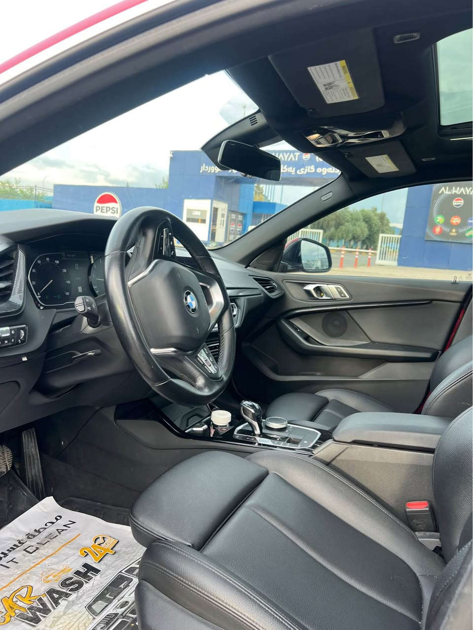 BMW ٢٠٢١ 
سيارةكة كلين داخيل بوة 
ليرة دوو دةرگاي سكني 
نيو نيو سبوغة 
بي زؤري بي ارباك 
دعاميةكانيشي سبوغي نية 
٤٠ ميل رؤيشتية 
سيارةكة گير مةكينة بةشةرت 
خةتي جادة رادارة 
بانوراماية 
سيارةكة زؤر جوانة 
***********واتساب كورةك أربيل, العراق
