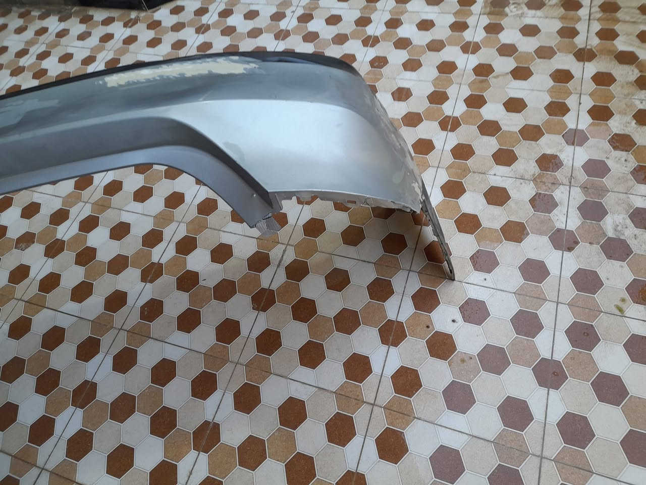 السلام عليكم.
دعاميه خلفيه كامري  ترهم من موديل  ١٨ لل ٢٥ 
بعقوبه ***********.
