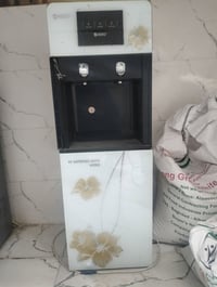 براد • يشتغل ويفصل • النجف