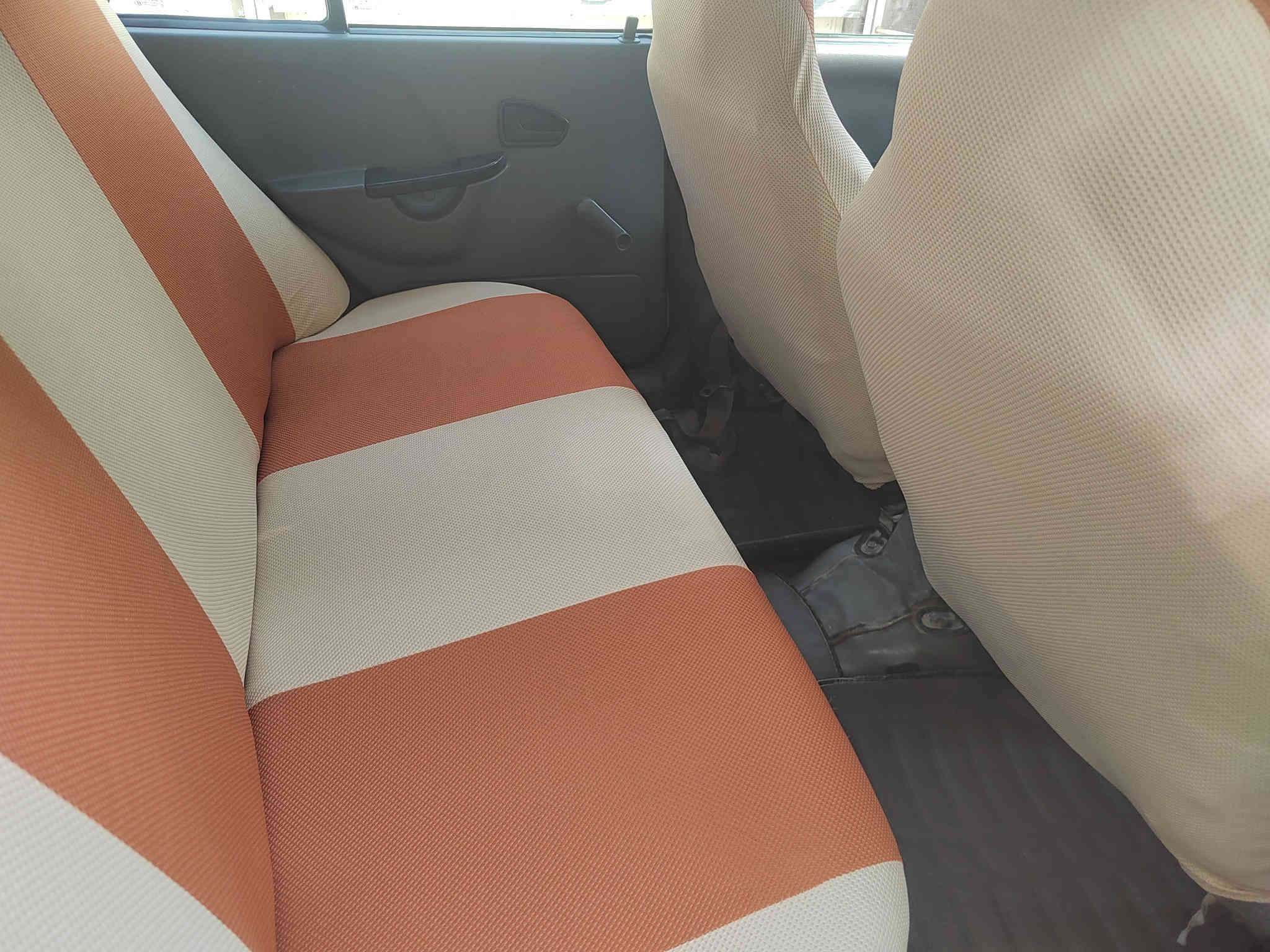 السلام عليكم سايبه موديل ١٤ كبل ال شارع عل باب الله كير محرك بي بخار جدن قليل وتجي وشوفه وين مايعجبك شغل وطلع بيتي بغداد الأمين شارع النواب بدون تحويل ابيعك سرقه اتكفلك منل عشاير اب مليونين  وربع وبيه مجال حك جيه عليه سنويه عندي وبيه وكاله عامه سياره يعني تقريب بلعراقي يصيرن ١٤ورقه شواصي مكفولات السيارة جاهزة كبل ال شارع عده فقط ادرايم شفت ليش واحد يكذب على ناس *********** عندي واتساب فقط أهلن وسهلان بلي يشتري
