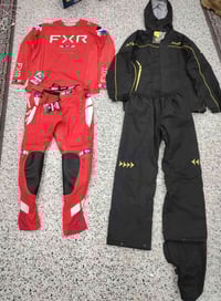 بدلتين رياضية • مقاس XL