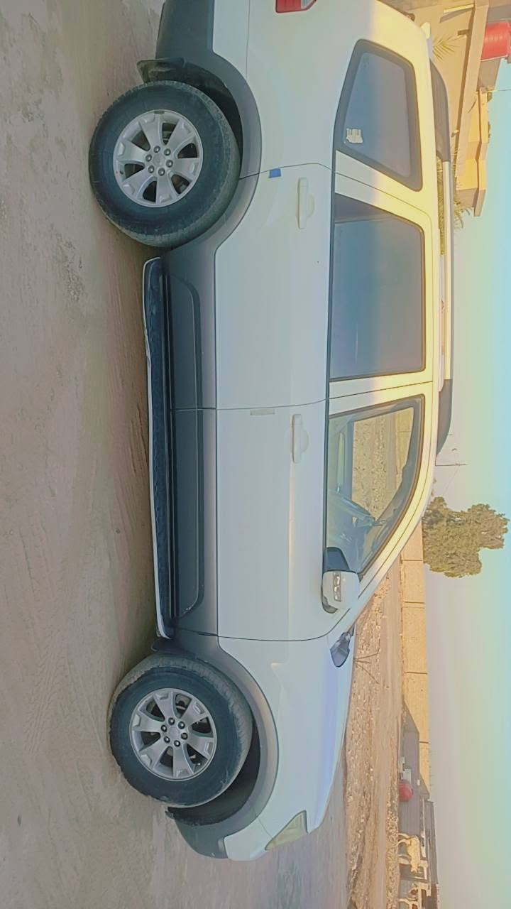 السلام عليكم كيا موهافي للبيع 2011
فور ويل 
7 راكب 
كاميرا خلفيه 

رقم بغداد انكليزي بأسمي تحويل ثاني يوم

مكينه وكير مكفولات
تخم تاير 
حساس امامي خلفي
لايت زنون
جنطه شفط
مري قلاب
ماشيه 215حقيقي
سياره مال جناي

السعر 130
مكاني واسط
رقمي ***********
***********
