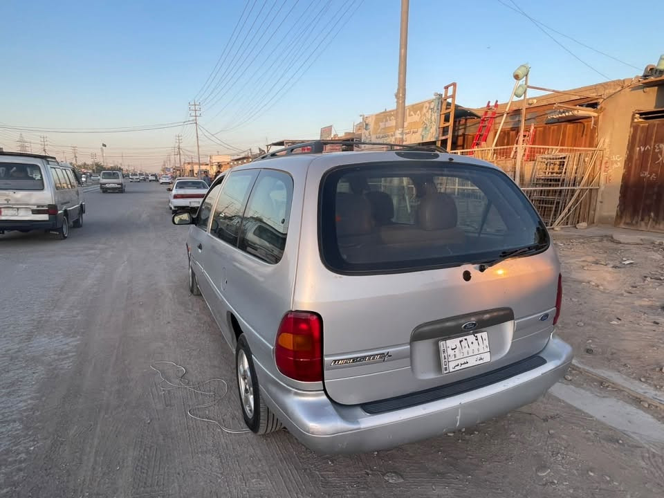 شعندك مراوس بهذاي الفورد مكفولة
الي عندة يتصل ***********
