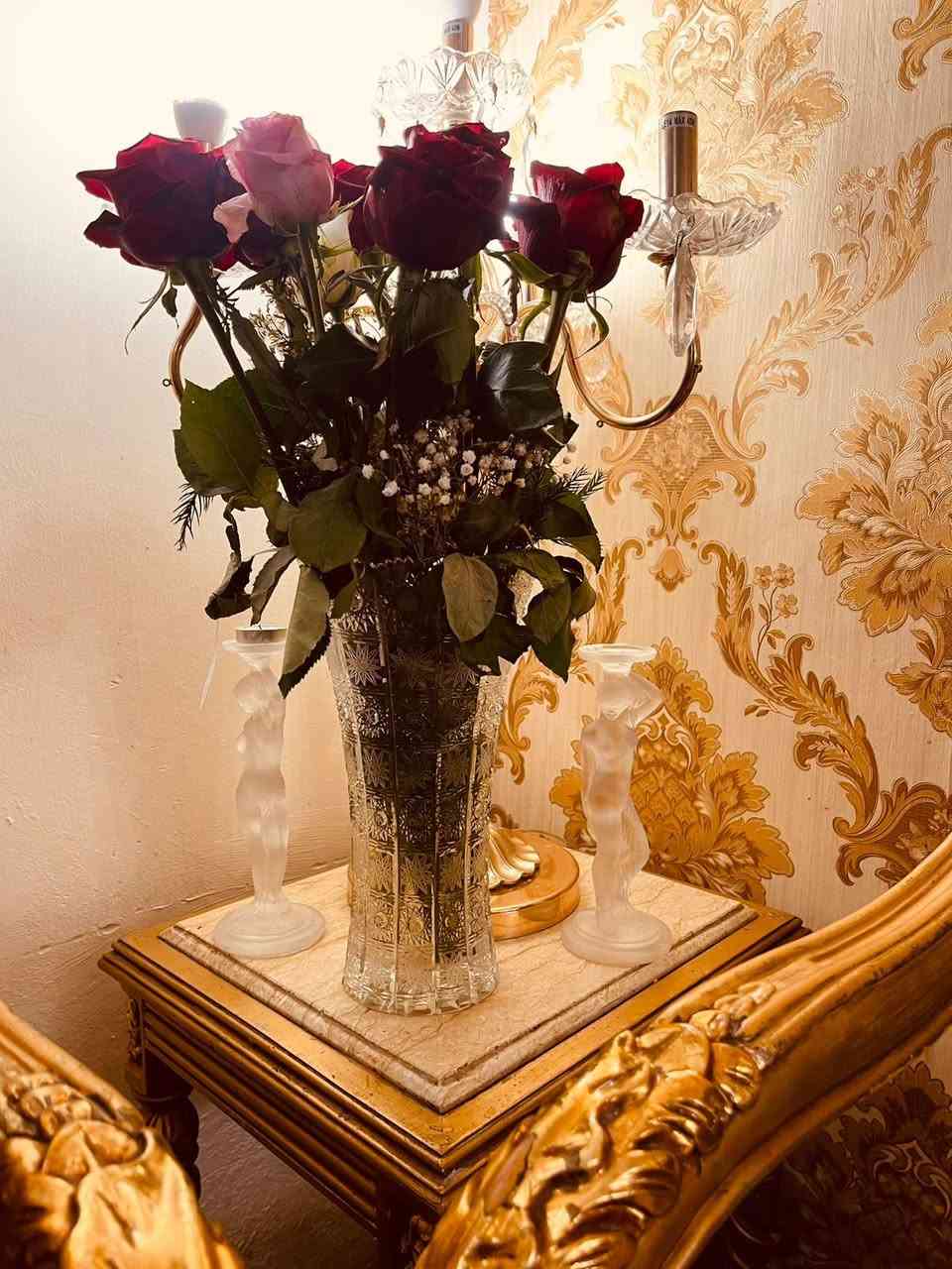 تخم زان مصري تكمة واصلي 7مقاعد ماخذته من الاميرات للاثاث
اريده ٦٥٠
كونسول فرنسي الصنع ملكي كلاسك ومودرن بنفس الوقت
اريده ٢٥٠
تيبلام عمودي  
عدد ٣

مكاني بغداد حي العدل
الشراي وياخذهم شلع اتساهله بالسعر
مستعجلة جدا على بيعتهم 
للطلب والاستفسار مراسلة خاص


**إذا كنت صاحب هذا الإعلان وتريد حذفه لأي سبب، رجاءا أرسل رسالة إلى الدعم الفني**