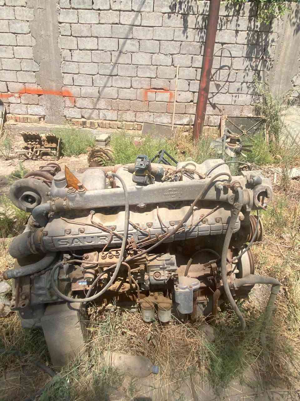 للبيع محرك مان ستندر هو وتفرعات سعره10وبي مجال***********
