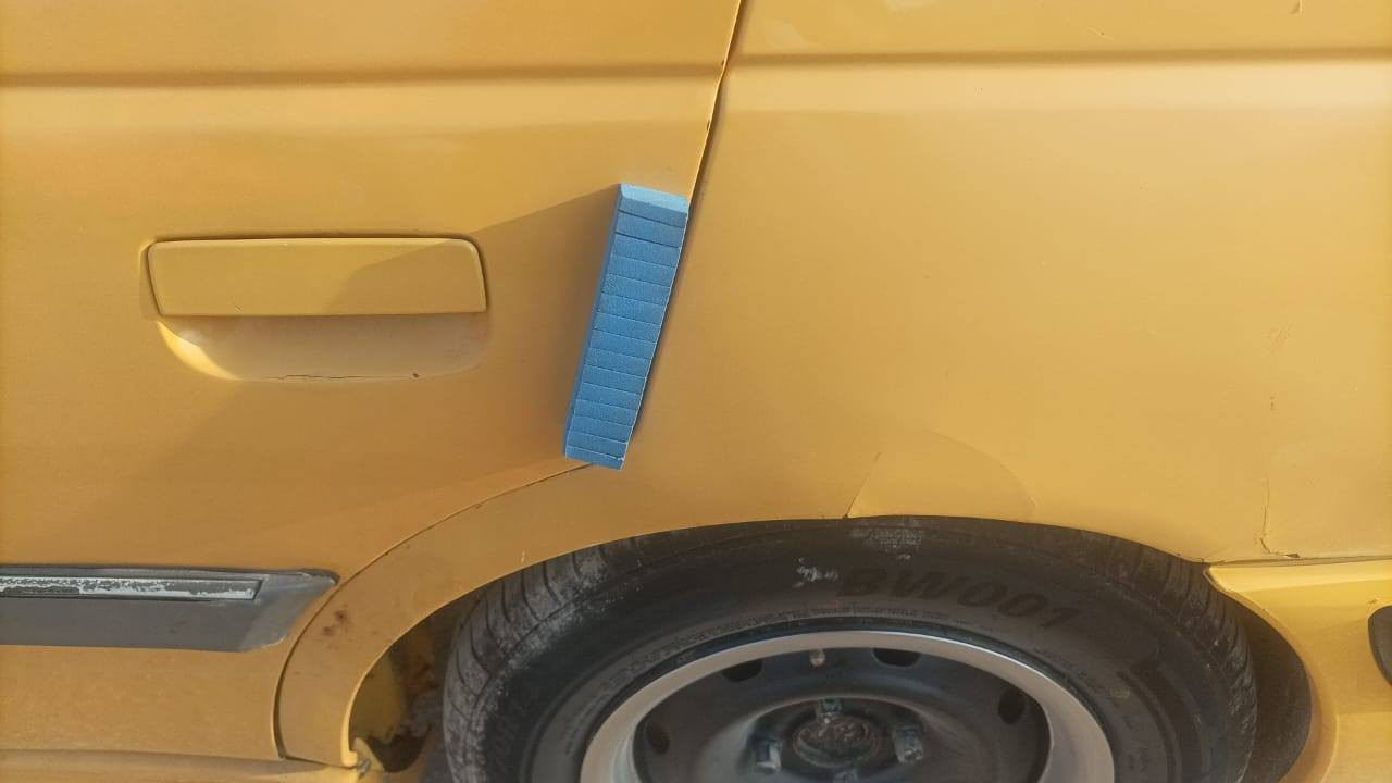 بيجو باص موديل 15 السنويه 2025 تنتهي كير مكينه مكفوله سياره بس الهلال والباب شويه بي ضربه  تايرات جديده نوزلات جدد سياره مابيهه صرف تبريد شغال ثلج السعر 52.      ***********
