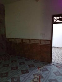 بيت للايجار مساحته 160 متر بناء حديث موقعه حي الفرات مقابيل العادلي. ي...