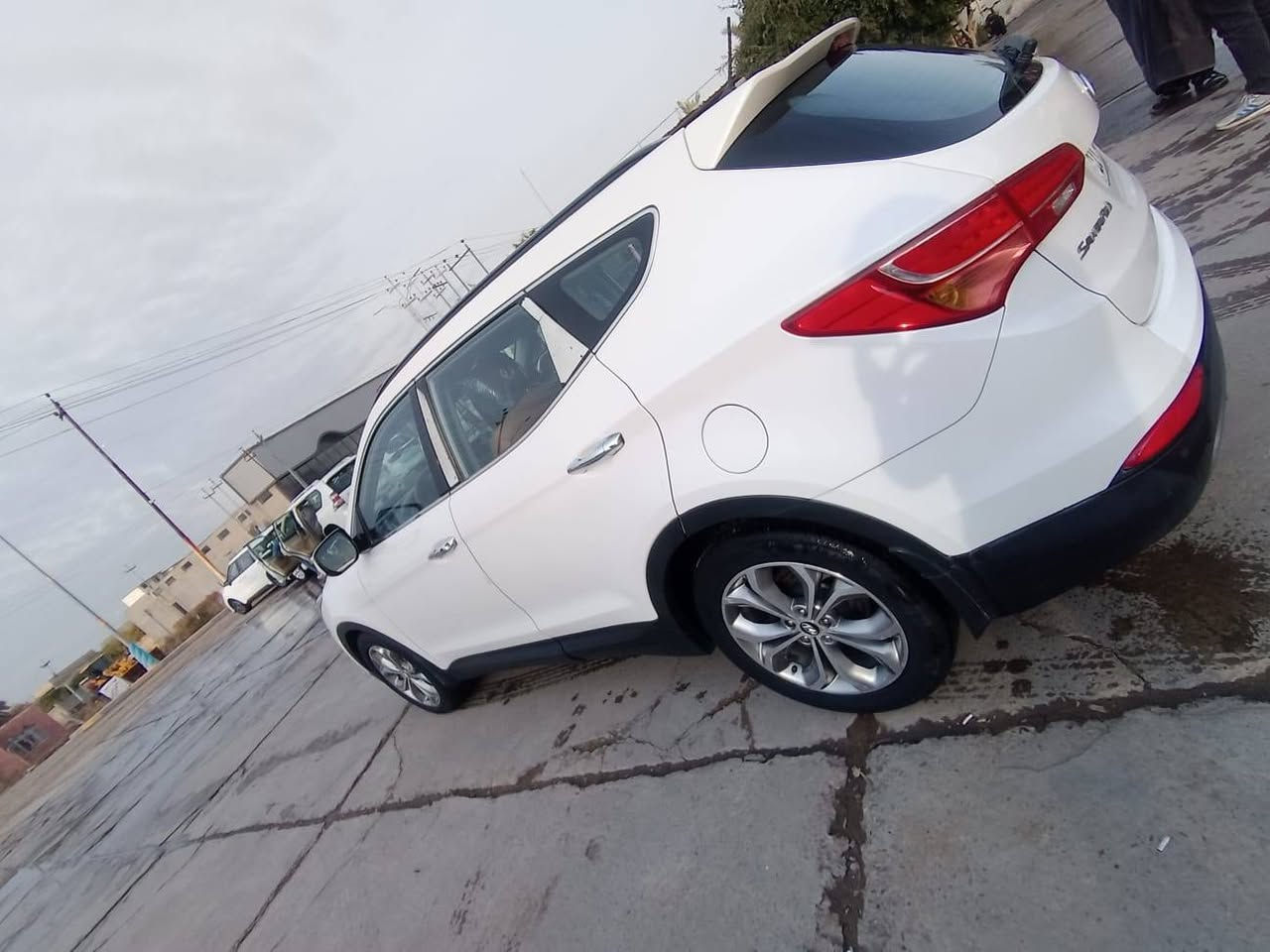 سلام عليكم ورحمة الله وبركاتة
سيارة هونداي سنتافيا للبيع وارد خليجي موديل 2014 بدون أي حادث جديدة كافة المواصفات والتحكمات بنوراما رقم بغداد دولي بأسمي 7 راكب 6 سلندر
مكاني صلاح الدين بلد السيد محمد ع
رقمي ***********
