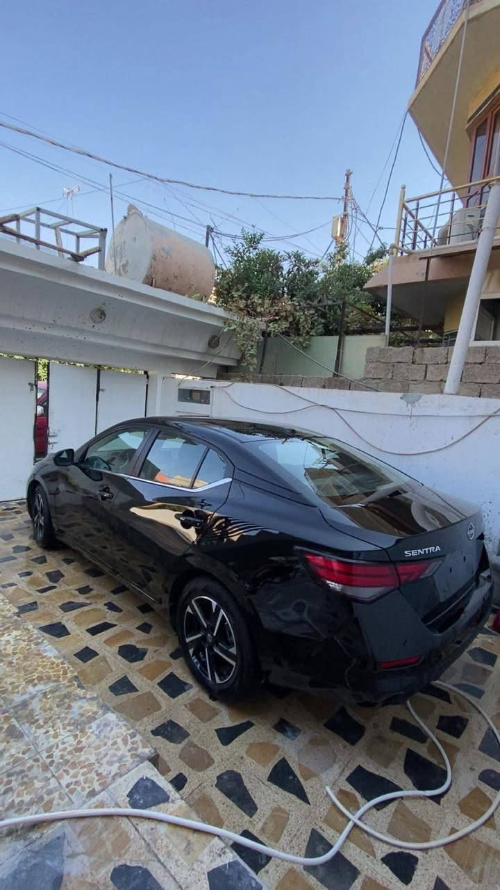 Nissan sentra 2025
Sv peş kaps
Jemara kat 
Rub camlux dergak sebx be jure 
Seyraka luka 
125 mjal 
*********** أربيل, العراق
